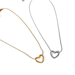 Tangled in Love Heart Necklace - WATERPROOF-Necklace-Pretty Simple