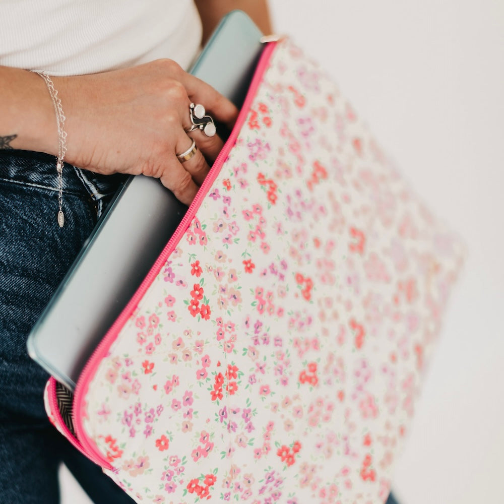 Palmer Puffer Laptop Sleeve-Bag Accessories-Pretty Simple