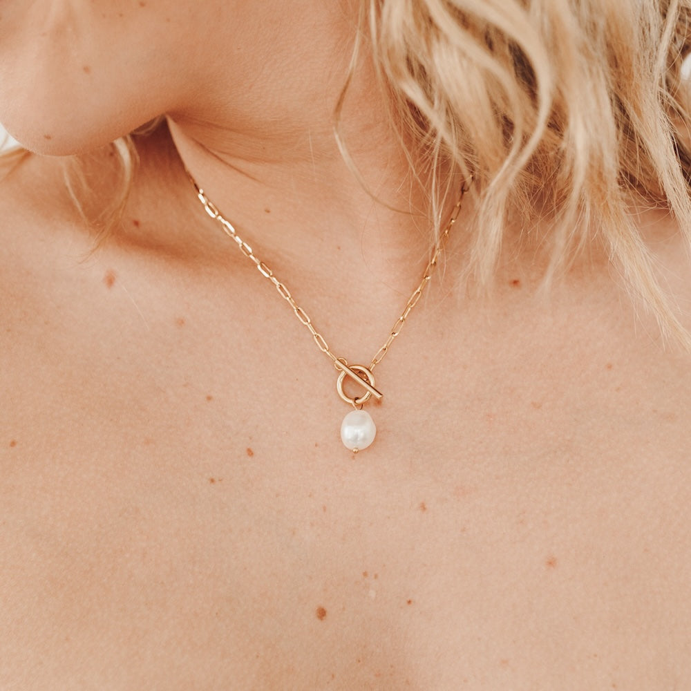Delicate Toggle Pearl Necklace-Necklace-Pretty Simple