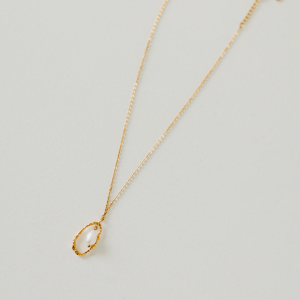 Drop Pearl Open Circle Pendant Necklace - WATERPROOF-Necklace-Pretty Simple
