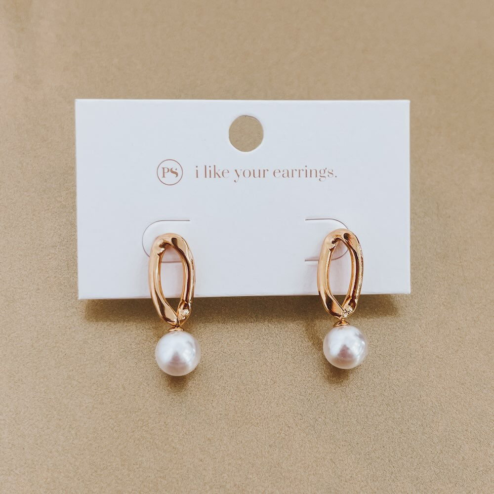 Elegance In Chains Pearl Earrings - WATERPROOF-Pretty Simple