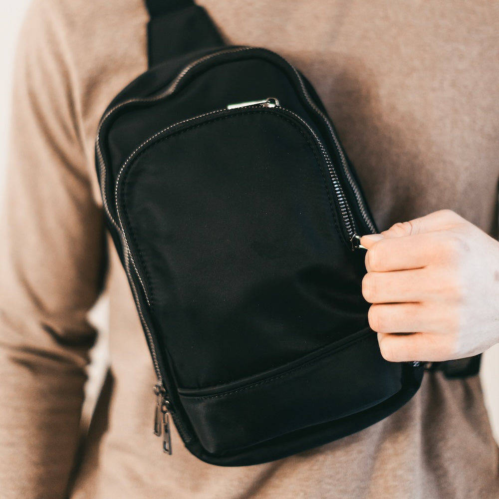 L'uomo Man Crossbody Bag-Crossbody Bag-Pretty Simple