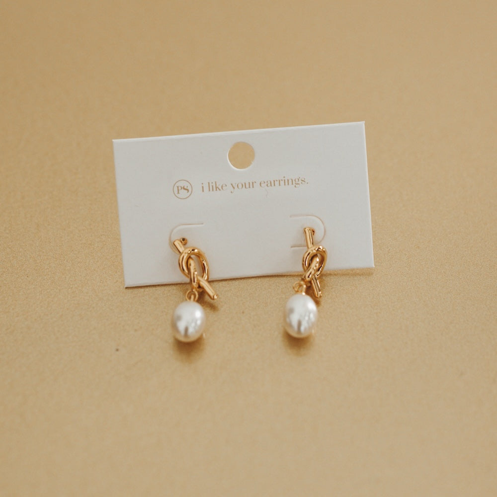 Pinky Promise Pearl Drop Earrings - WATERPROOF-Earrings-Pretty Simple