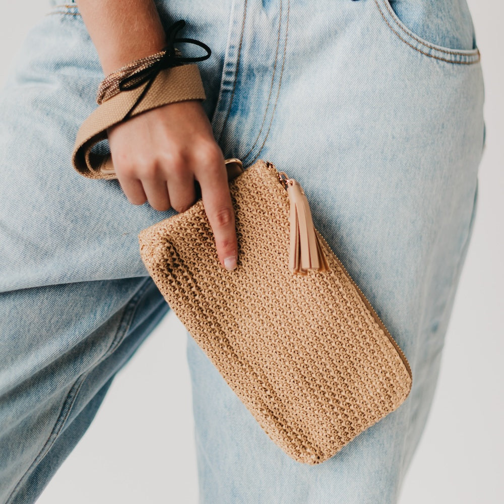 Rome Raffia Clutch Card Wallet Wristlet-Pretty Simple