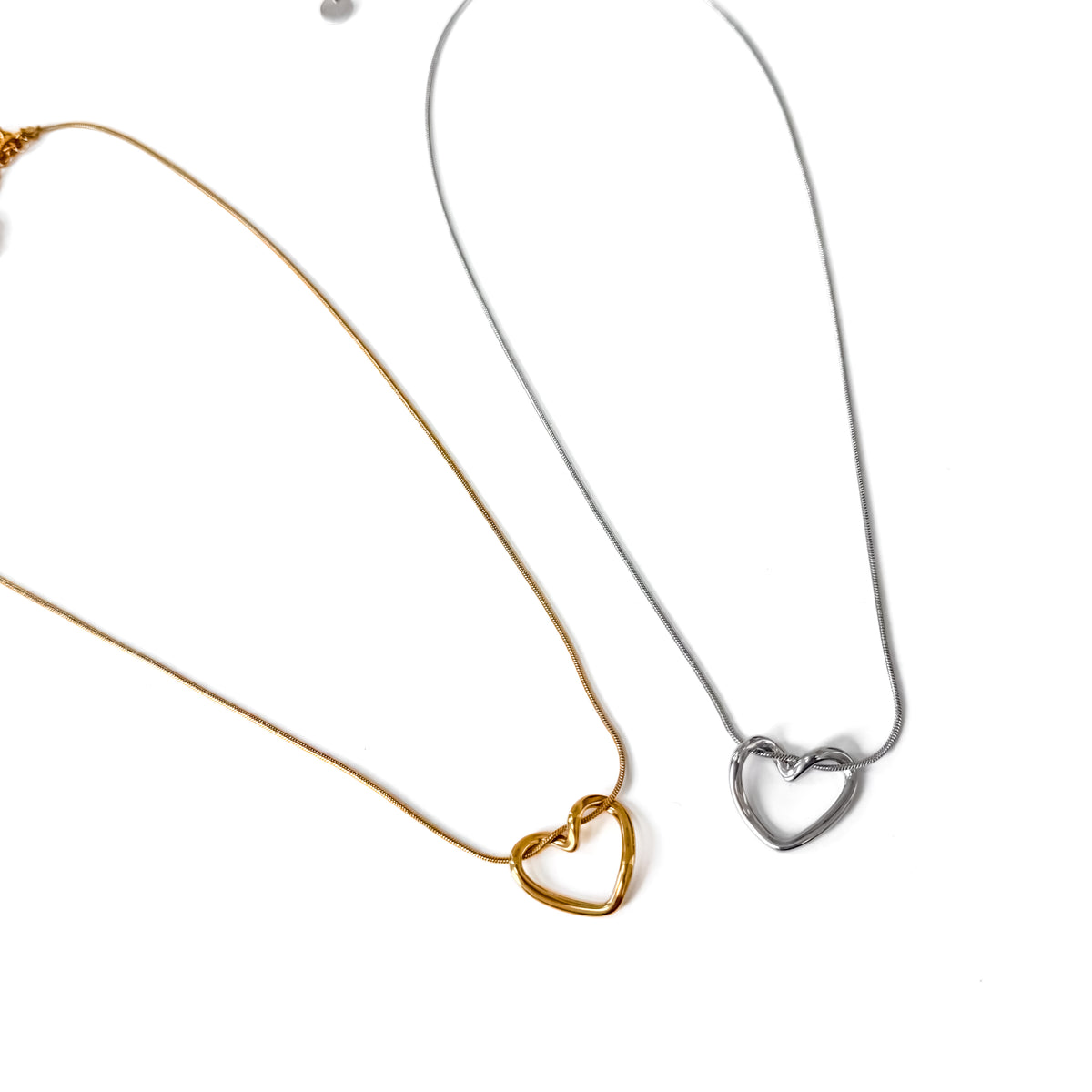 Tangled in Love Heart Necklace - WATERPROOF-Necklace-Pretty Simple