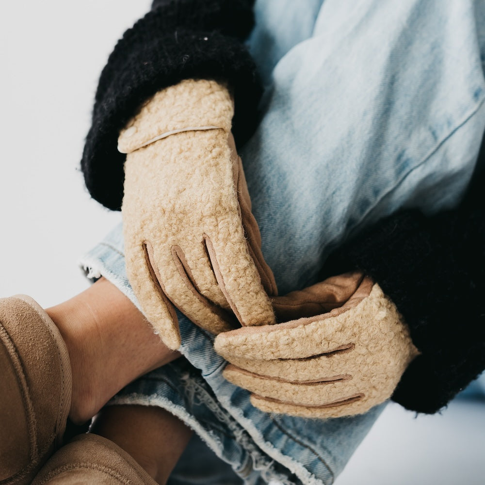 Teddy Sherpa Gloves-Gloves-Pretty Simple