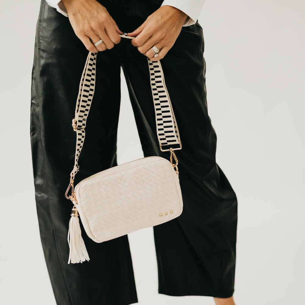 Woven Willow Camera Crossbody Bag Wholesale-Crossbody Bag-Pretty Simple