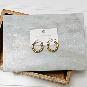Textured gold hoop earrings - Kinsley Hoop Earrings